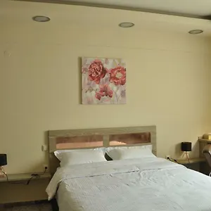 Apartment Agias Sofias Street Luxurious, Thessaloniki